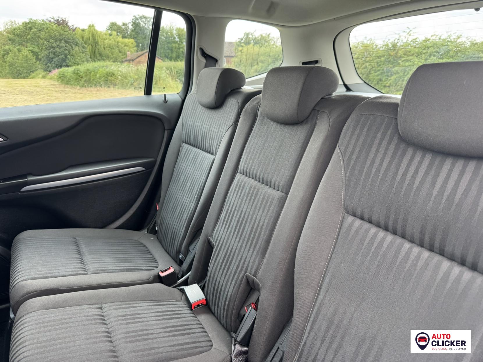 Vauxhall Zafira Tourer 1.6 CDTi ecoFLEX Design MPV 5dr Diesel Manual Euro 6 (s/s) (134 ps)