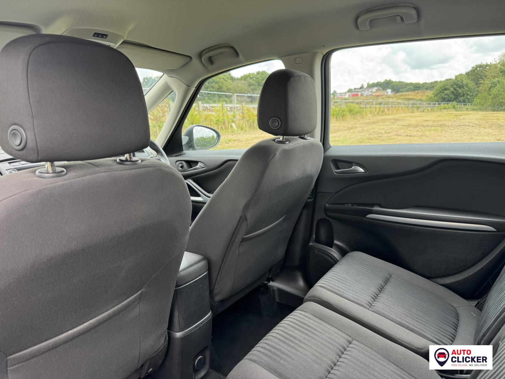 Vauxhall Zafira Tourer 1.6 CDTi ecoFLEX Design MPV 5dr Diesel Manual Euro 6 (s/s) (134 ps)