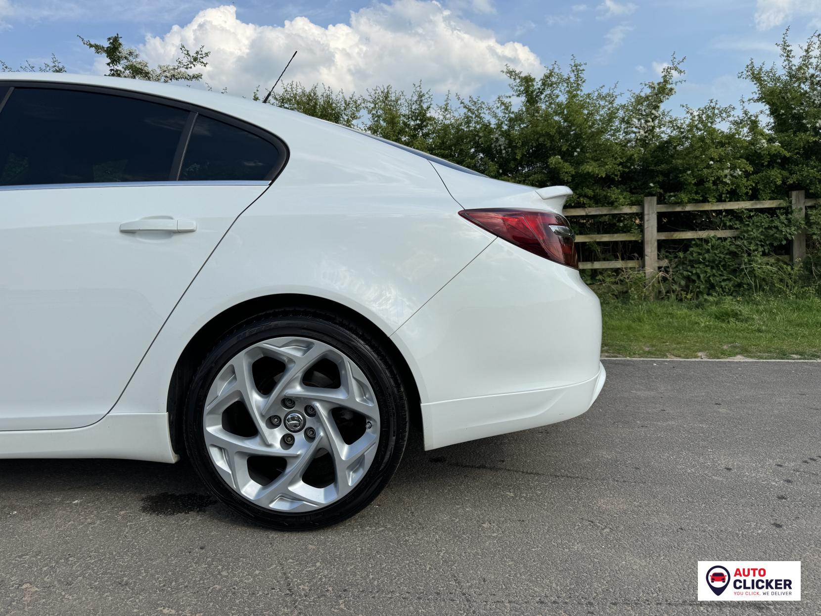 Vauxhall Insignia 1.6 CDTi SRi VX Line Hatchback 5dr Diesel Manual Euro 6 (s/s) (136 ps)