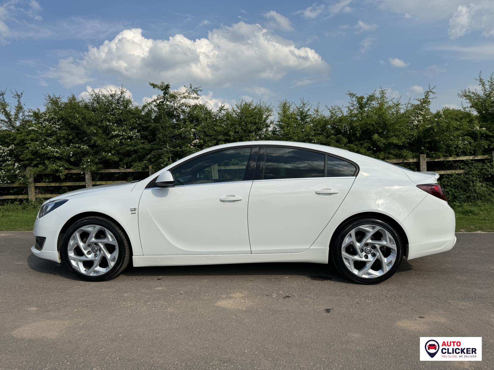 Vauxhall Insignia 1.6 CDTi SRi VX Line Hatchback 5dr Diesel Manual Euro 6 (s/s) (136 ps)