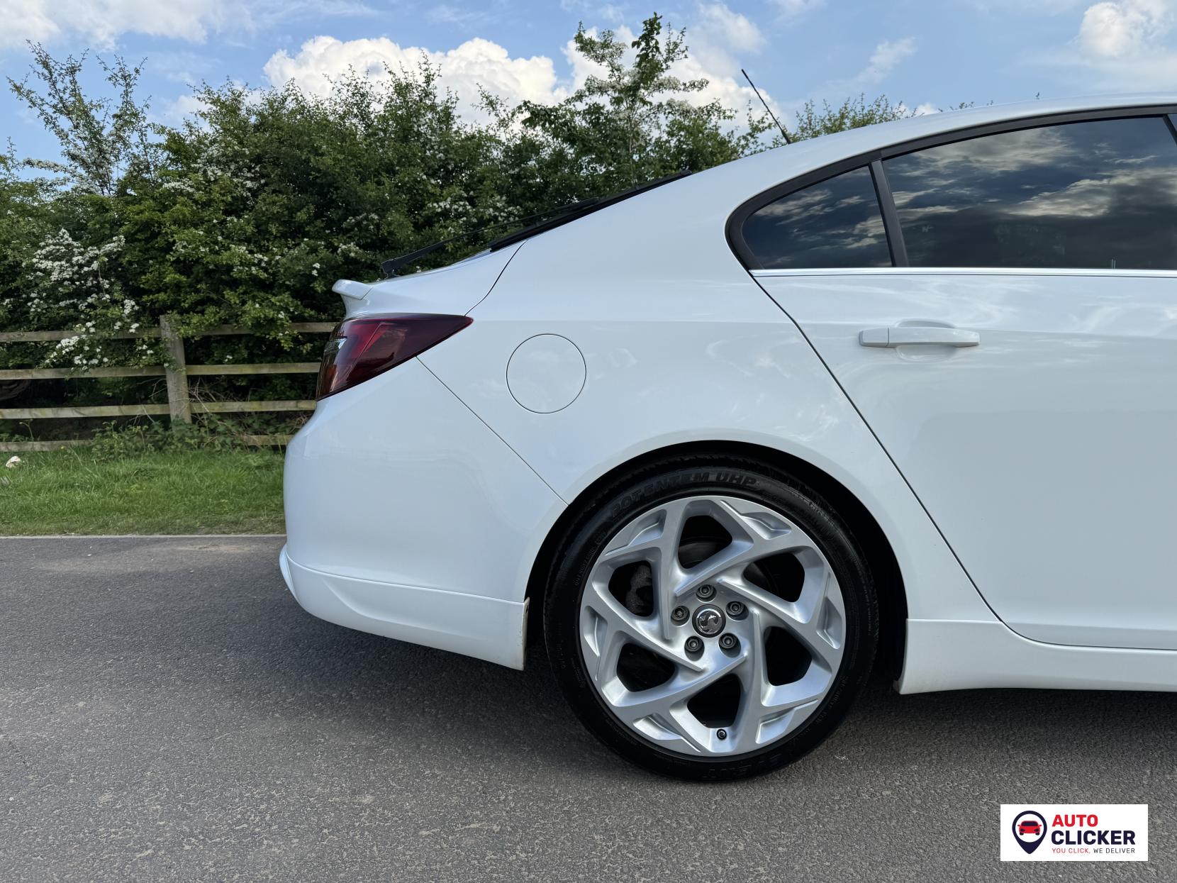 Vauxhall Insignia 1.6 CDTi SRi VX Line Hatchback 5dr Diesel Manual Euro 6 (s/s) (136 ps)