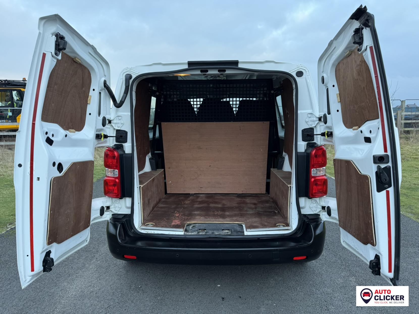 Peugeot Expert 1.5 BlueHDi 1000 Professional Compact Panel Van 6dr Diesel Manual SWB Euro 6 (s/s) (100 bhp)