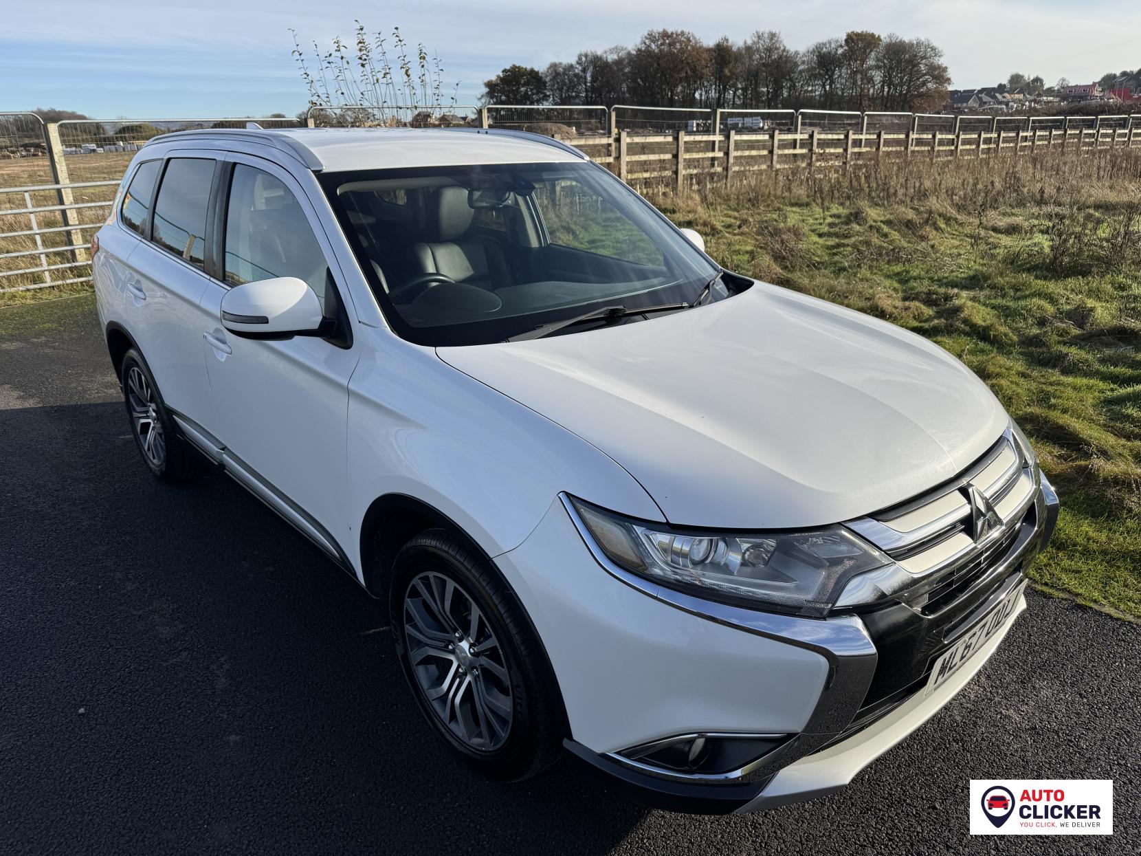 Mitsubishi Outlander 2.2 DI-D Keiko SUV 5dr Diesel Manual 4WD Euro 6 (s/s) (147 ps)