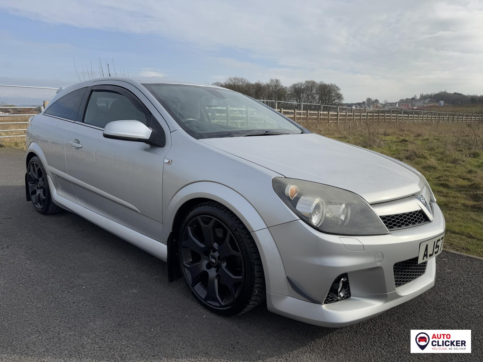 Vauxhall Astra 2.0i 16v VXR Sport Hatch 3dr Petrol Manual (221 g/km, 237 bhp)