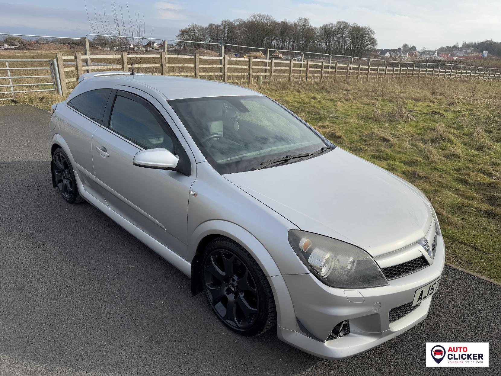 Vauxhall Astra 2.0i 16v VXR Sport Hatch 3dr Petrol Manual (221 g/km, 237 bhp)