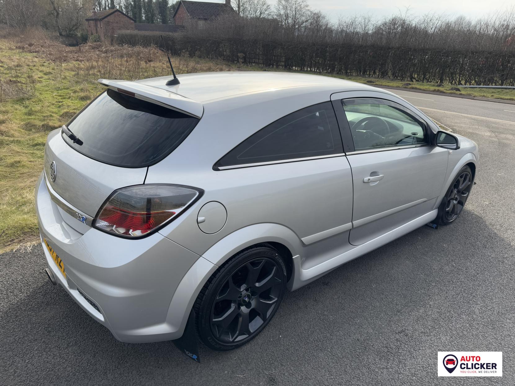 Vauxhall Astra 2.0i 16v VXR Sport Hatch 3dr Petrol Manual (221 g/km, 237 bhp)