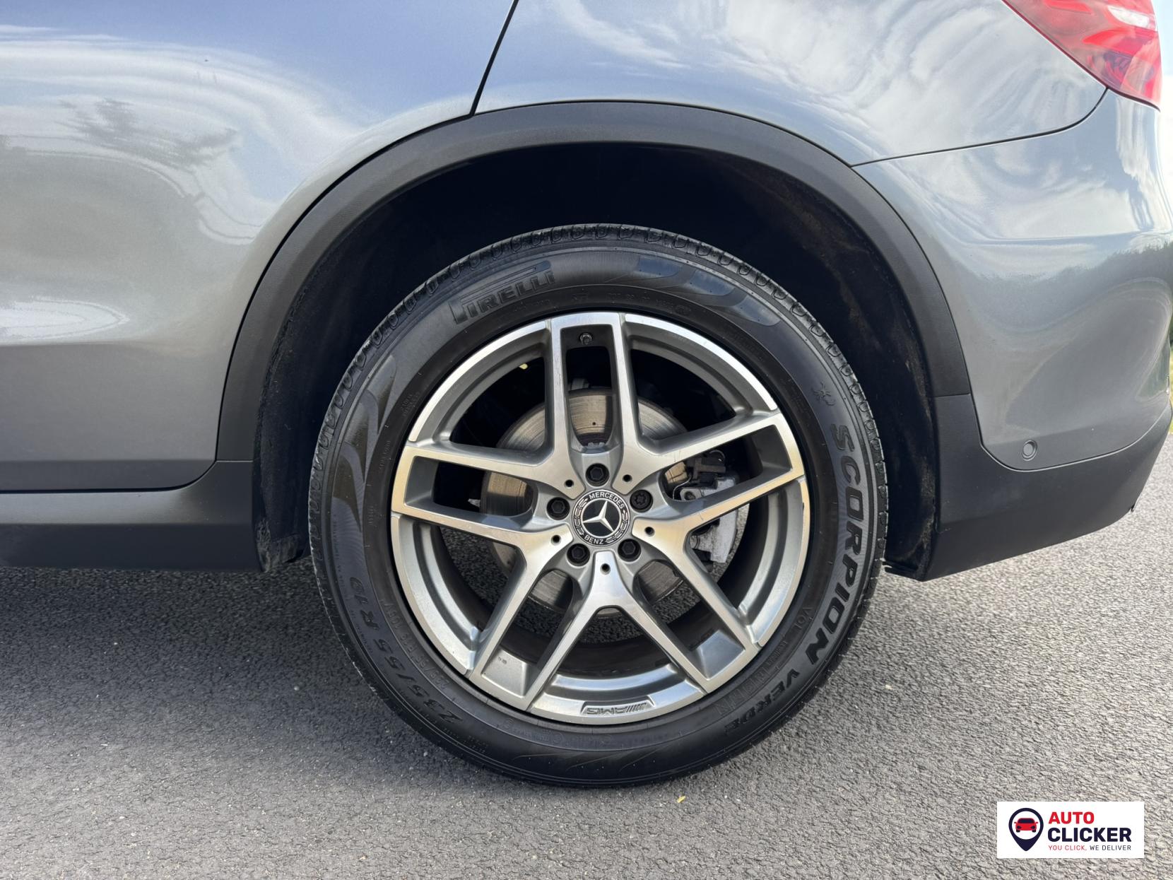 Mercedes-Benz GLC 2.1 GLC250d AMG Line (Premium) SUV 5dr Diesel G-Tronic 4MATIC Euro 6 (s/s) (204 ps)