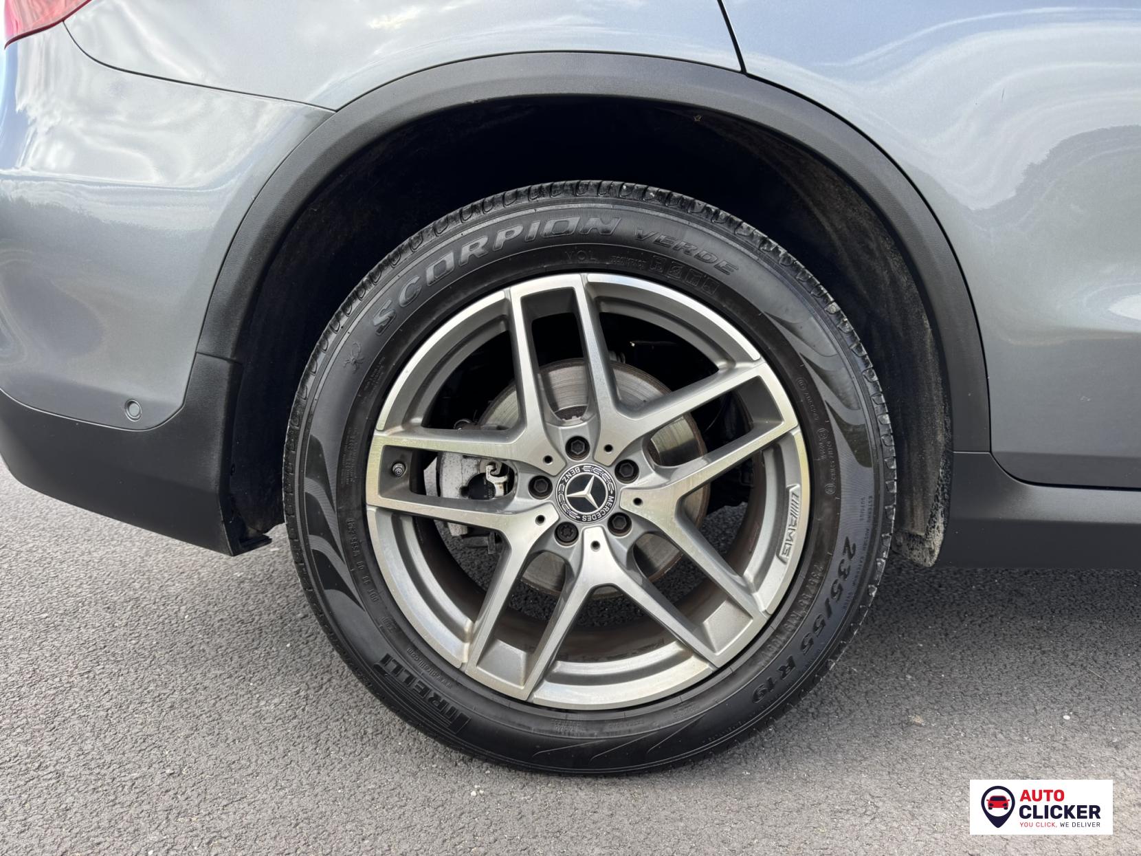 Mercedes-Benz GLC 2.1 GLC250d AMG Line (Premium) SUV 5dr Diesel G-Tronic 4MATIC Euro 6 (s/s) (204 ps)