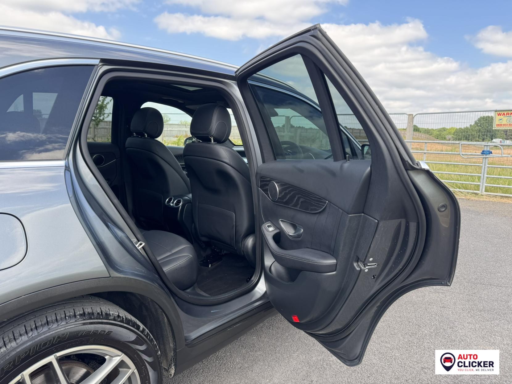 Mercedes-Benz GLC 2.1 GLC250d AMG Line (Premium) SUV 5dr Diesel G-Tronic 4MATIC Euro 6 (s/s) (204 ps)