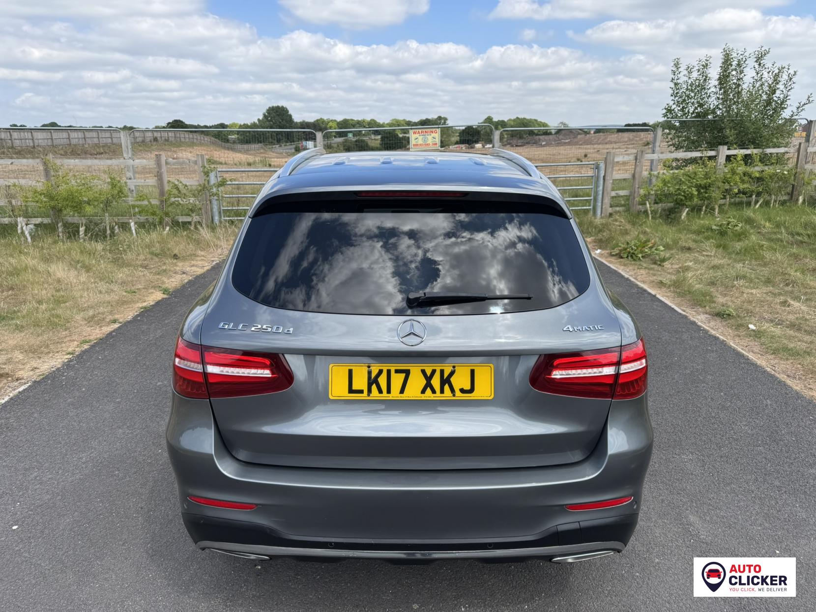 Mercedes-Benz GLC 2.1 GLC250d AMG Line (Premium) SUV 5dr Diesel G-Tronic 4MATIC Euro 6 (s/s) (204 ps)