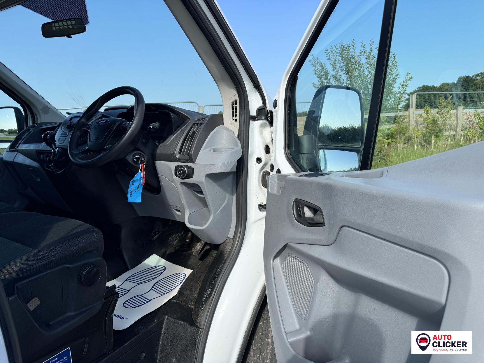 Ford Transit 2.0 350 EcoBlue Chassis Double Cab 4dr Diesel Manual RWD L3 H1 Euro 6 (DRW) (130 ps)