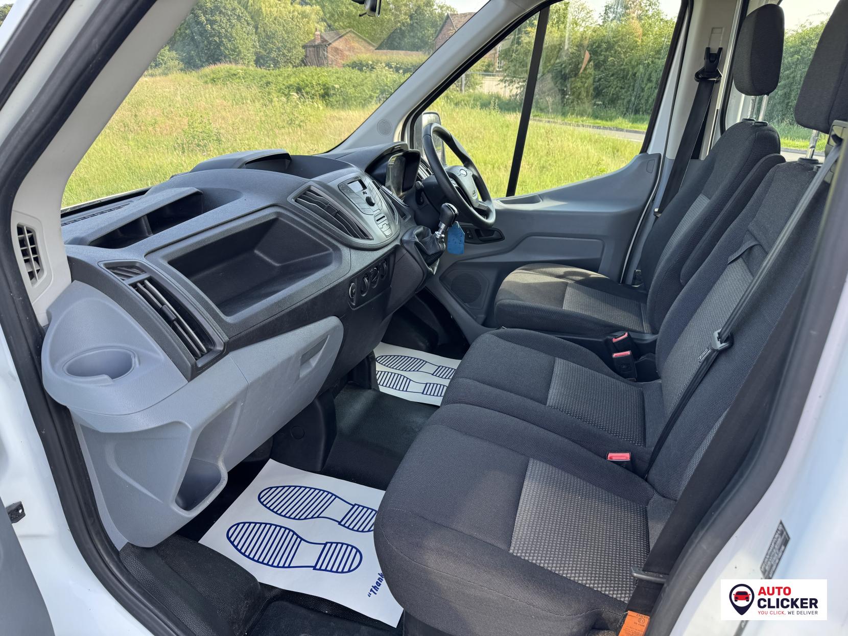 Ford Transit 2.0 350 EcoBlue Chassis Double Cab 4dr Diesel Manual RWD L3 H1 Euro 6 (DRW) (130 ps)