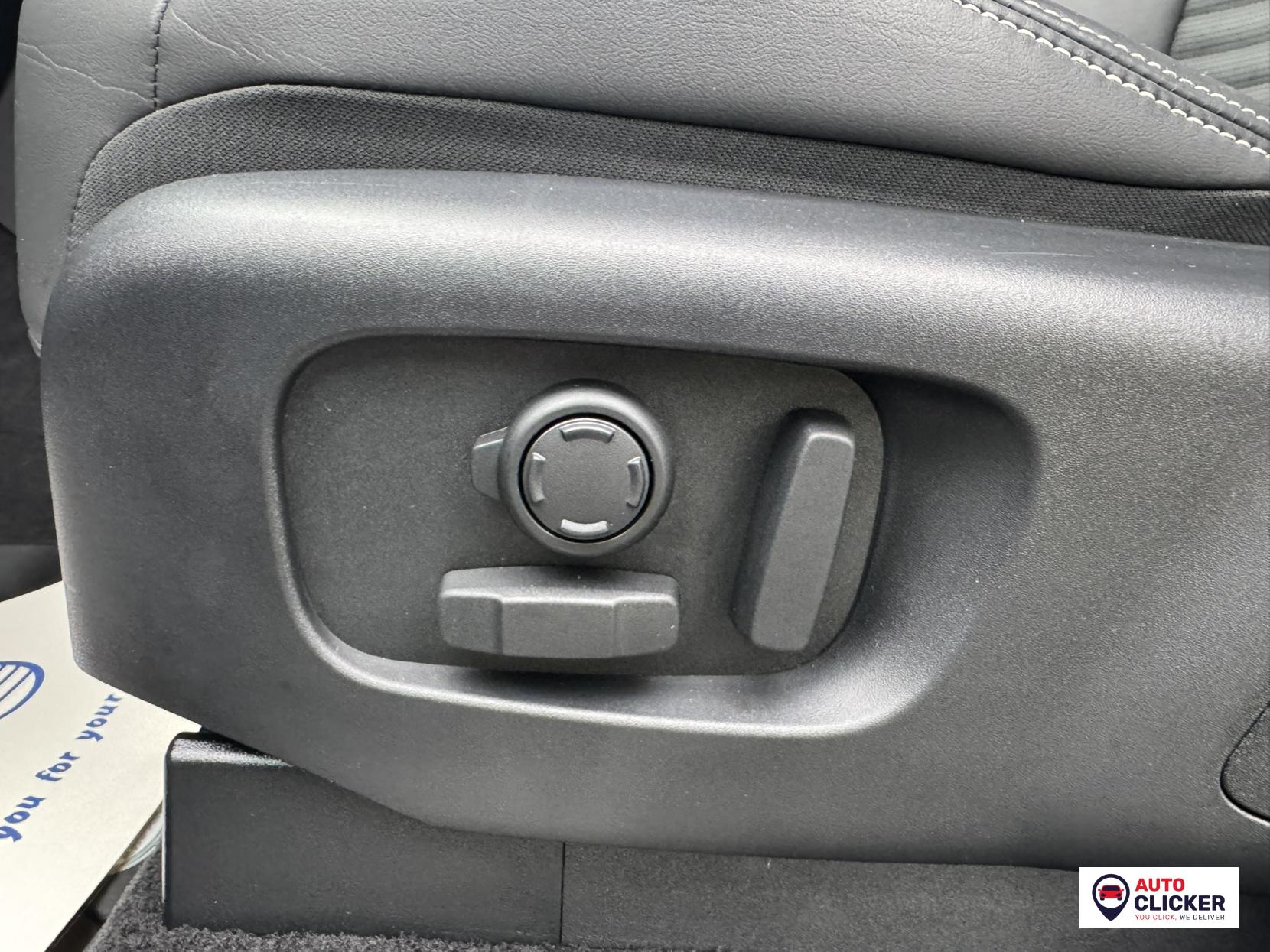 Land Rover Discovery 3.0 D300 MHEV R-Dynamic HSE SUV 5dr Diesel Auto 4WD Euro 6 (s/s) (300 ps)