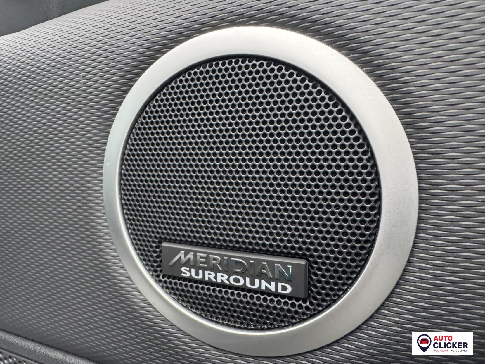 Land Rover Discovery 3.0 D300 MHEV R-Dynamic HSE SUV 5dr Diesel Auto 4WD Euro 6 (s/s) (300 ps)