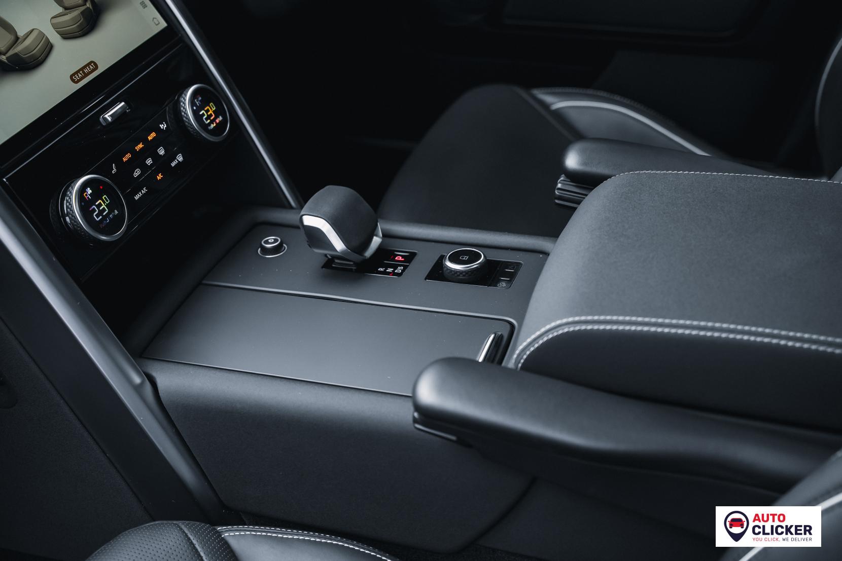 Land Rover Discovery 3.0 D300 MHEV R-Dynamic HSE SUV 5dr Diesel Auto 4WD Euro 6 (s/s) (300 ps)