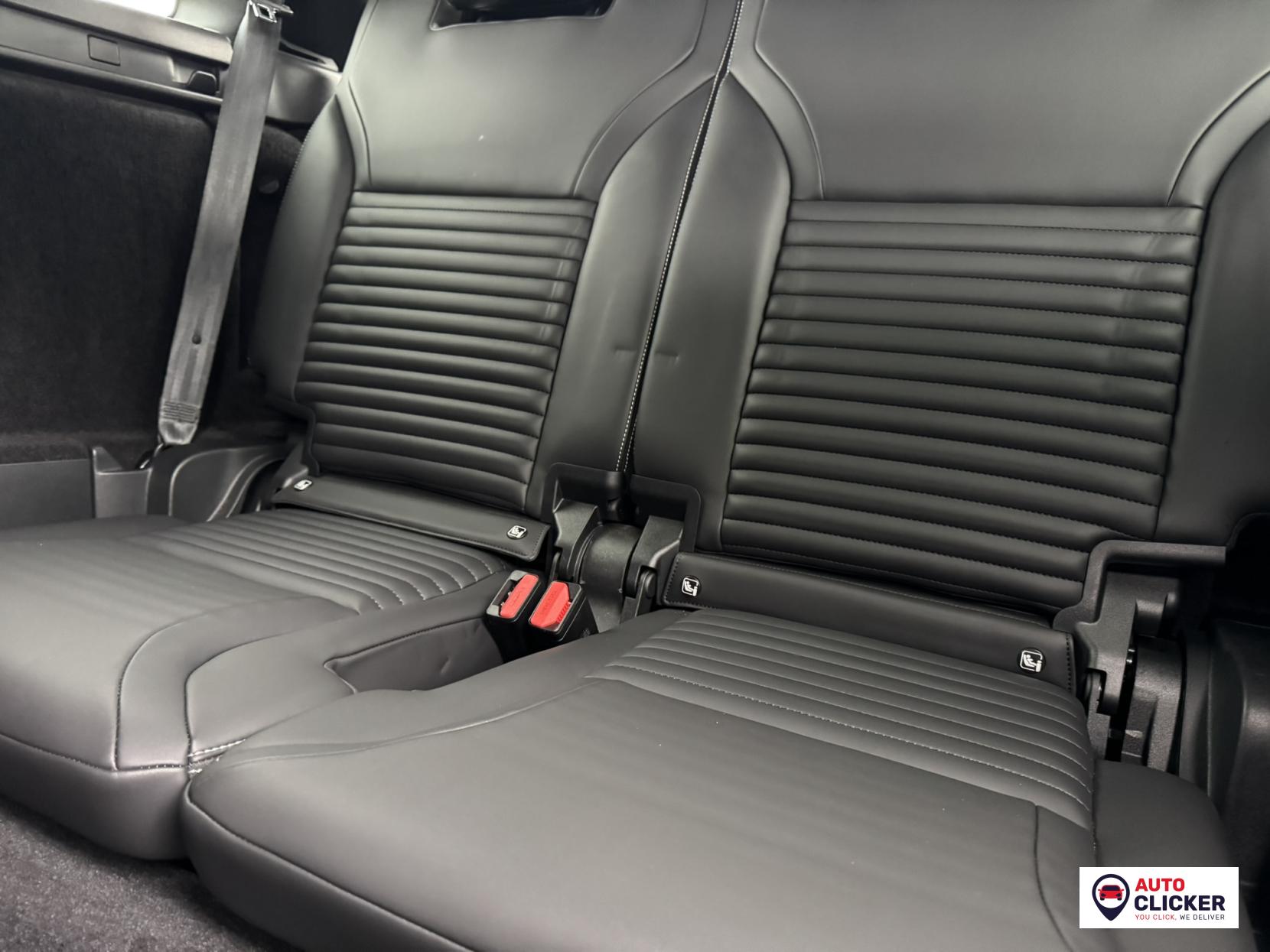 Land Rover Discovery 3.0 D300 MHEV R-Dynamic HSE SUV 5dr Diesel Auto 4WD Euro 6 (s/s) (300 ps)