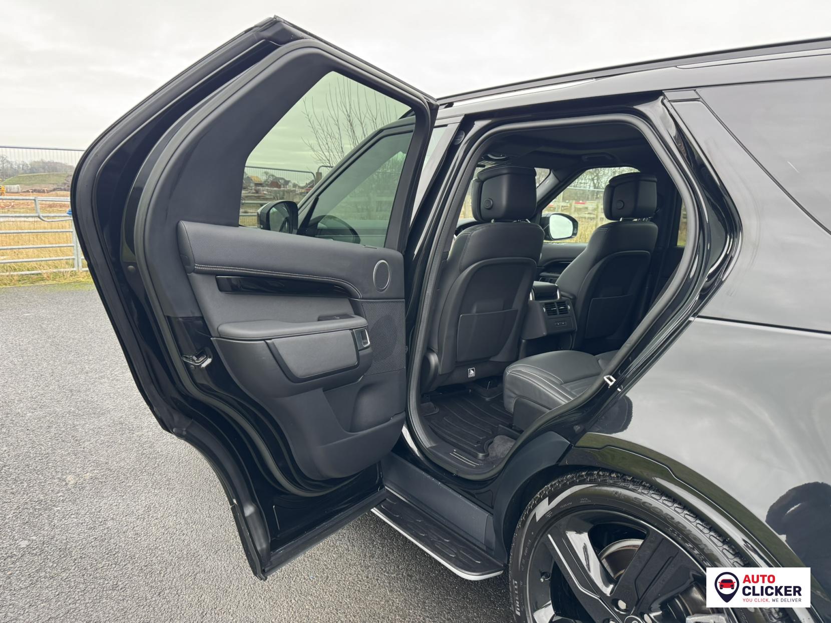 Land Rover Discovery 3.0 D300 MHEV R-Dynamic HSE SUV 5dr Diesel Auto 4WD Euro 6 (s/s) (300 ps)