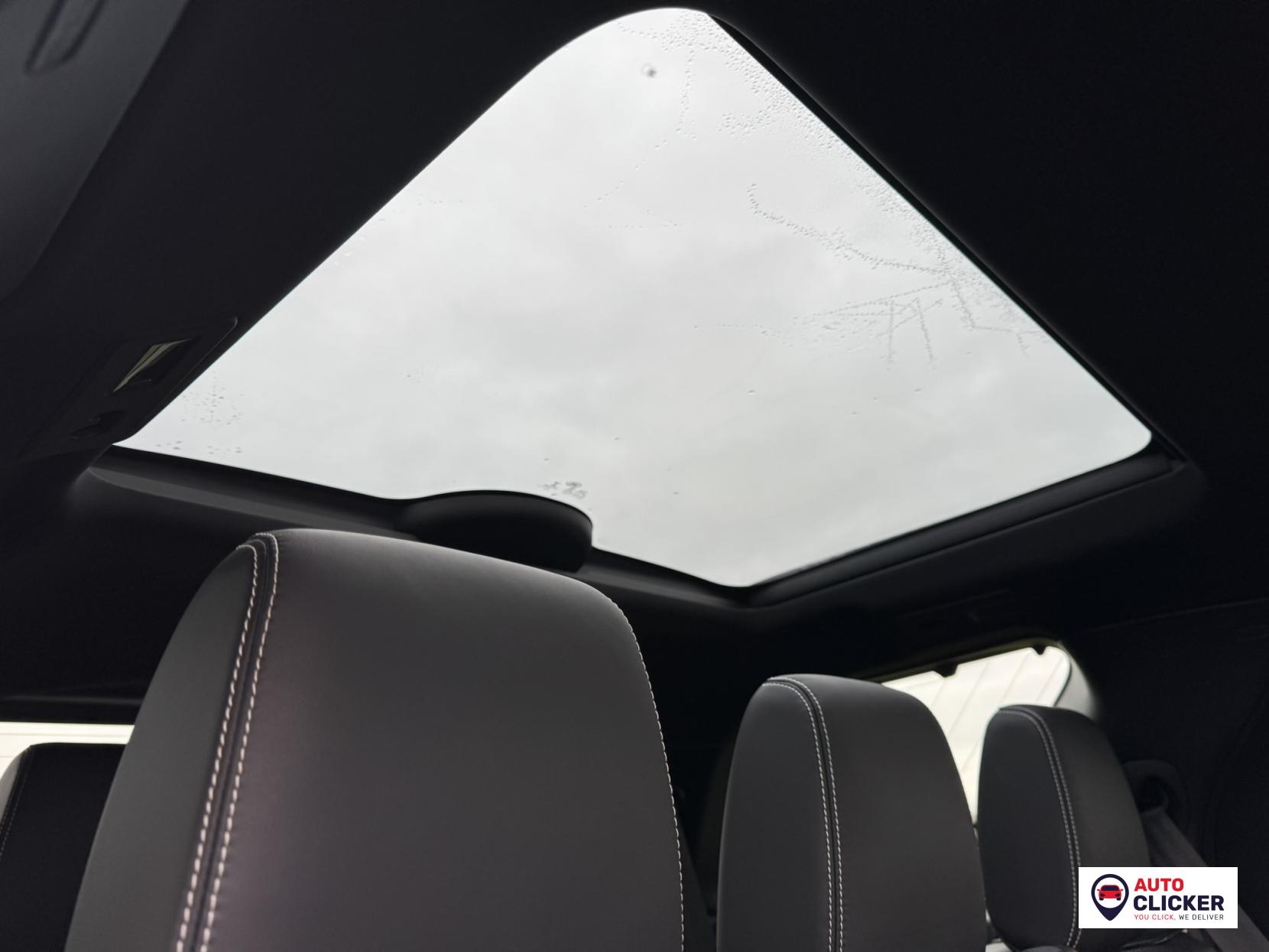 Land Rover Discovery 3.0 D300 MHEV R-Dynamic HSE SUV 5dr Diesel Auto 4WD Euro 6 (s/s) (300 ps)