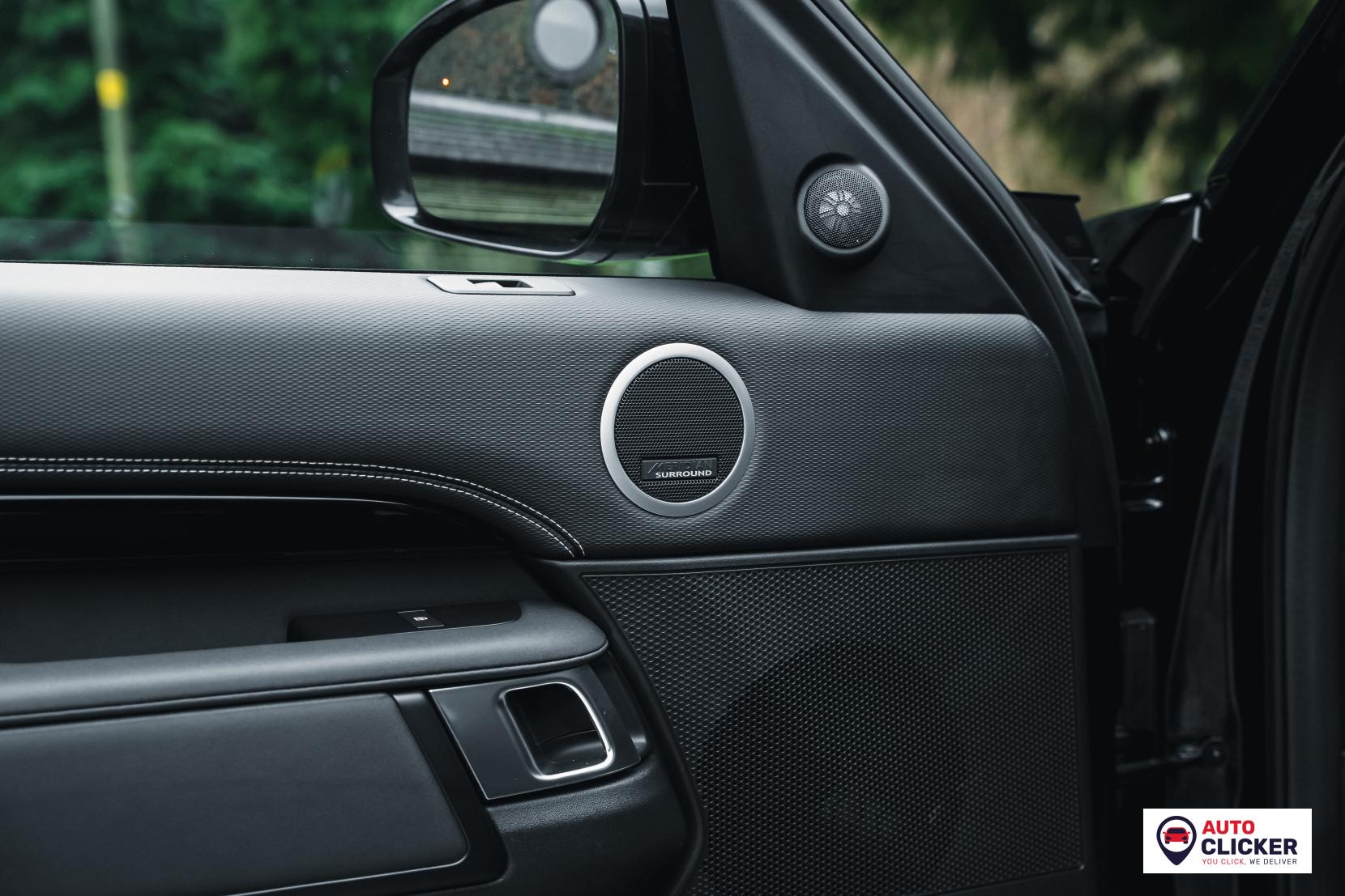 Land Rover Discovery 3.0 D300 MHEV R-Dynamic HSE SUV 5dr Diesel Auto 4WD Euro 6 (s/s) (300 ps)