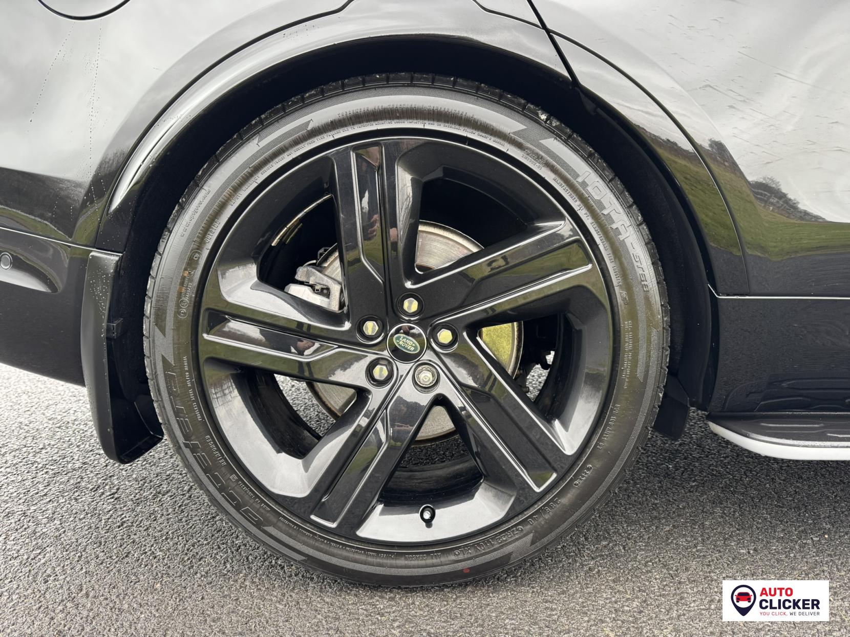 Land Rover Discovery 3.0 D300 MHEV R-Dynamic HSE SUV 5dr Diesel Auto 4WD Euro 6 (s/s) (300 ps)