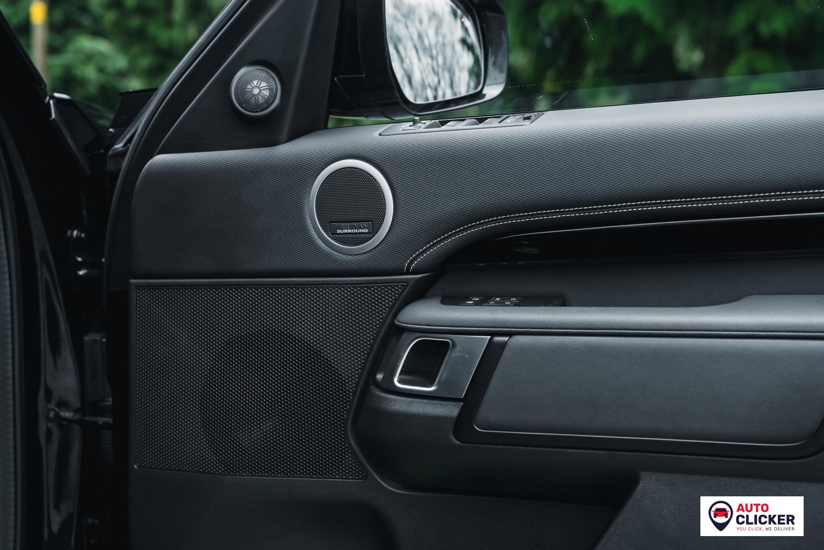 Land Rover Discovery 3.0 D300 MHEV R-Dynamic HSE SUV 5dr Diesel Auto 4WD Euro 6 (s/s) (300 ps)