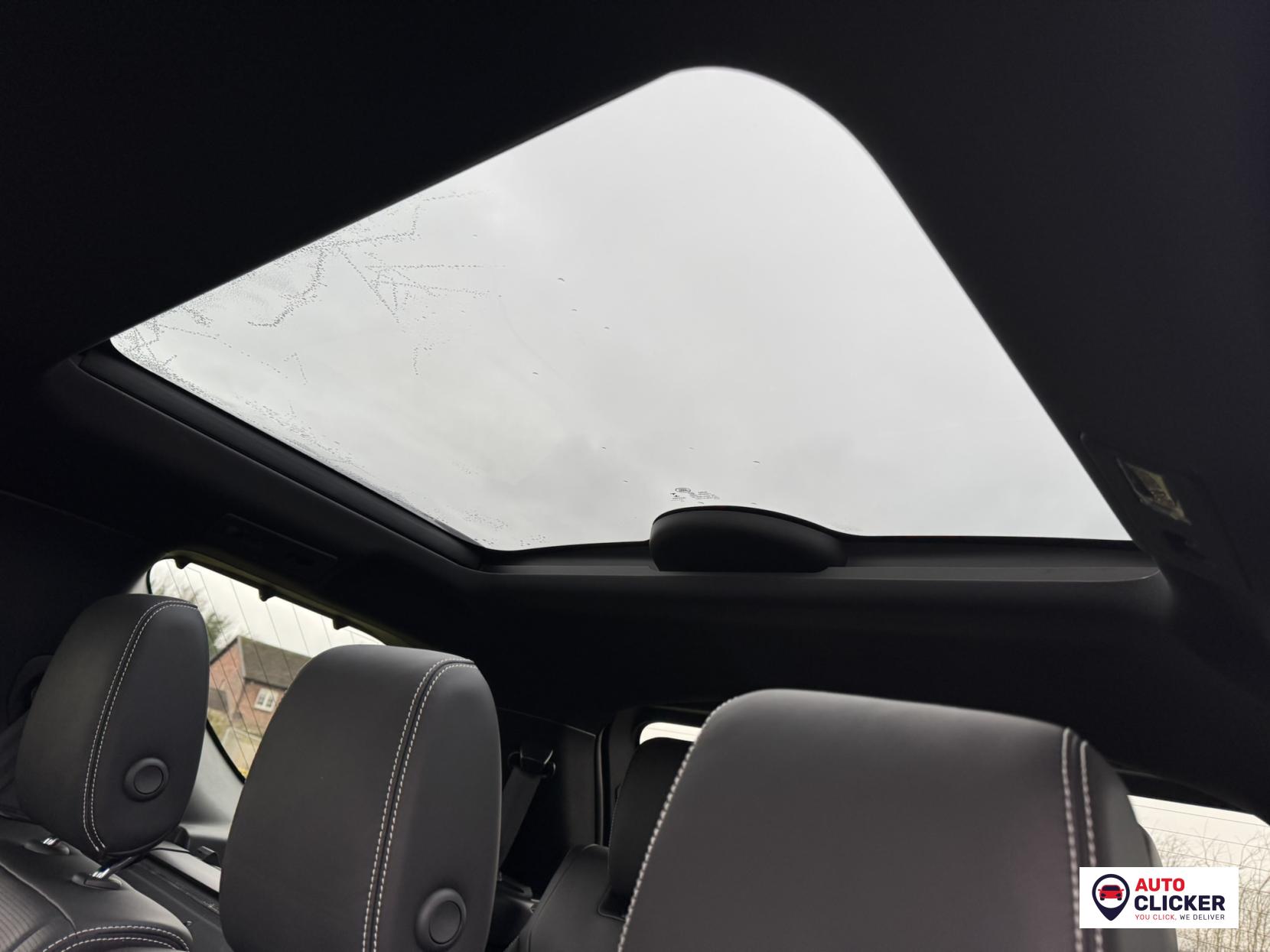 Land Rover Discovery 3.0 D300 MHEV R-Dynamic HSE SUV 5dr Diesel Auto 4WD Euro 6 (s/s) (300 ps)