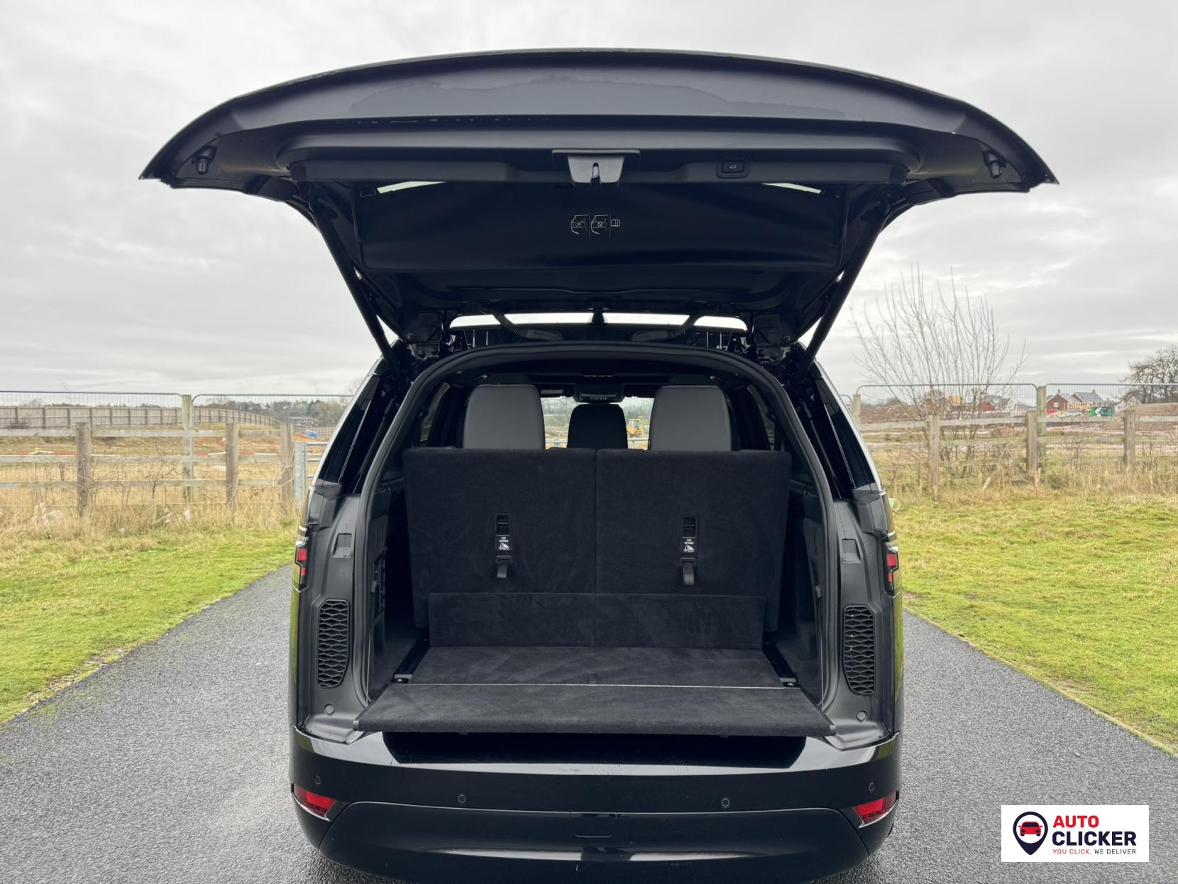 Land Rover Discovery 3.0 D300 MHEV R-Dynamic HSE SUV 5dr Diesel Auto 4WD Euro 6 (s/s) (300 ps)