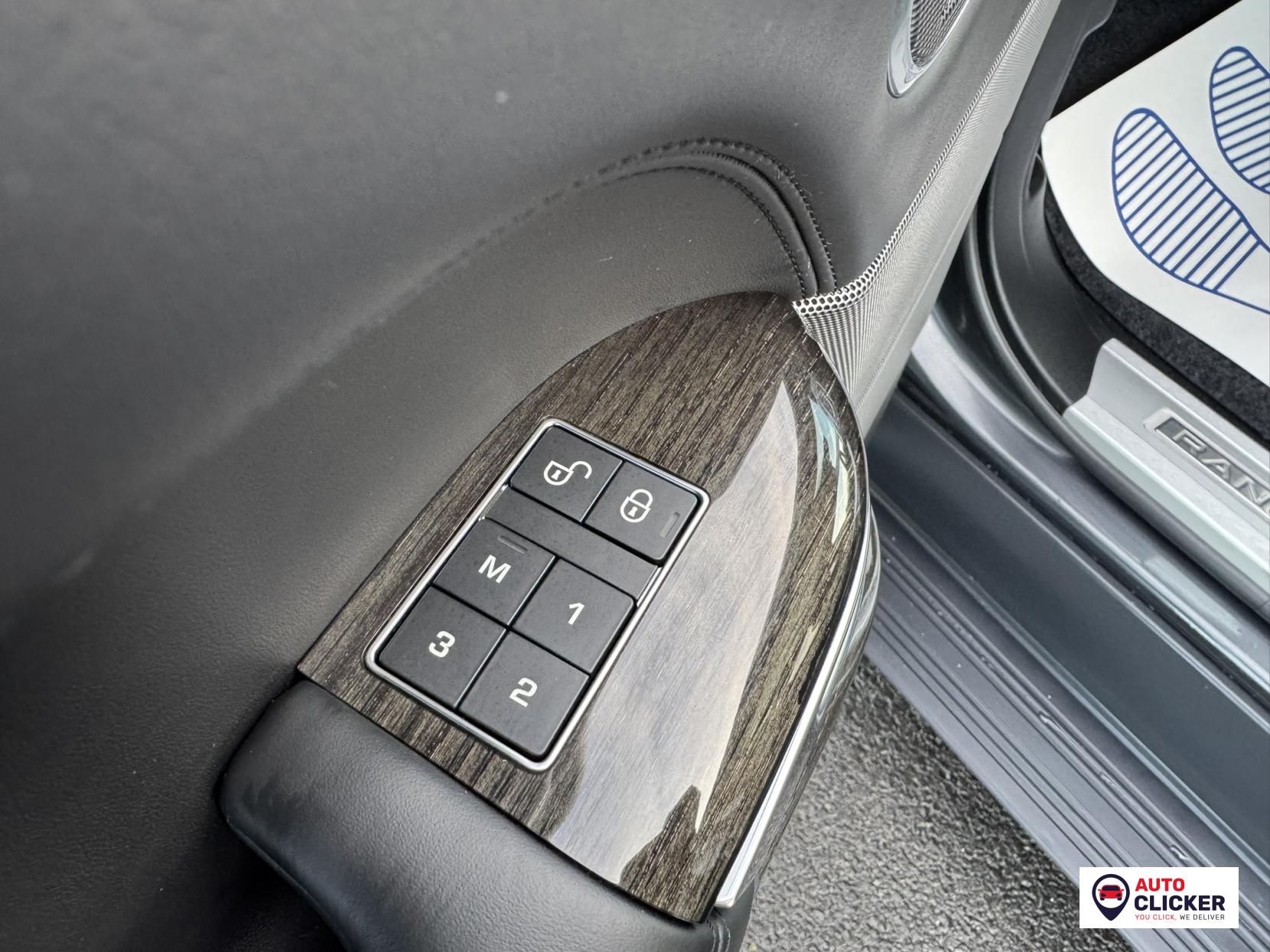 Land Rover Range Rover Sport 2.0 P400e 13.1kWh Autobiography Dynamic SUV 5dr Petrol Plug-in Hybrid Auto 4WD Euro 6 (s/s) (404 ps)