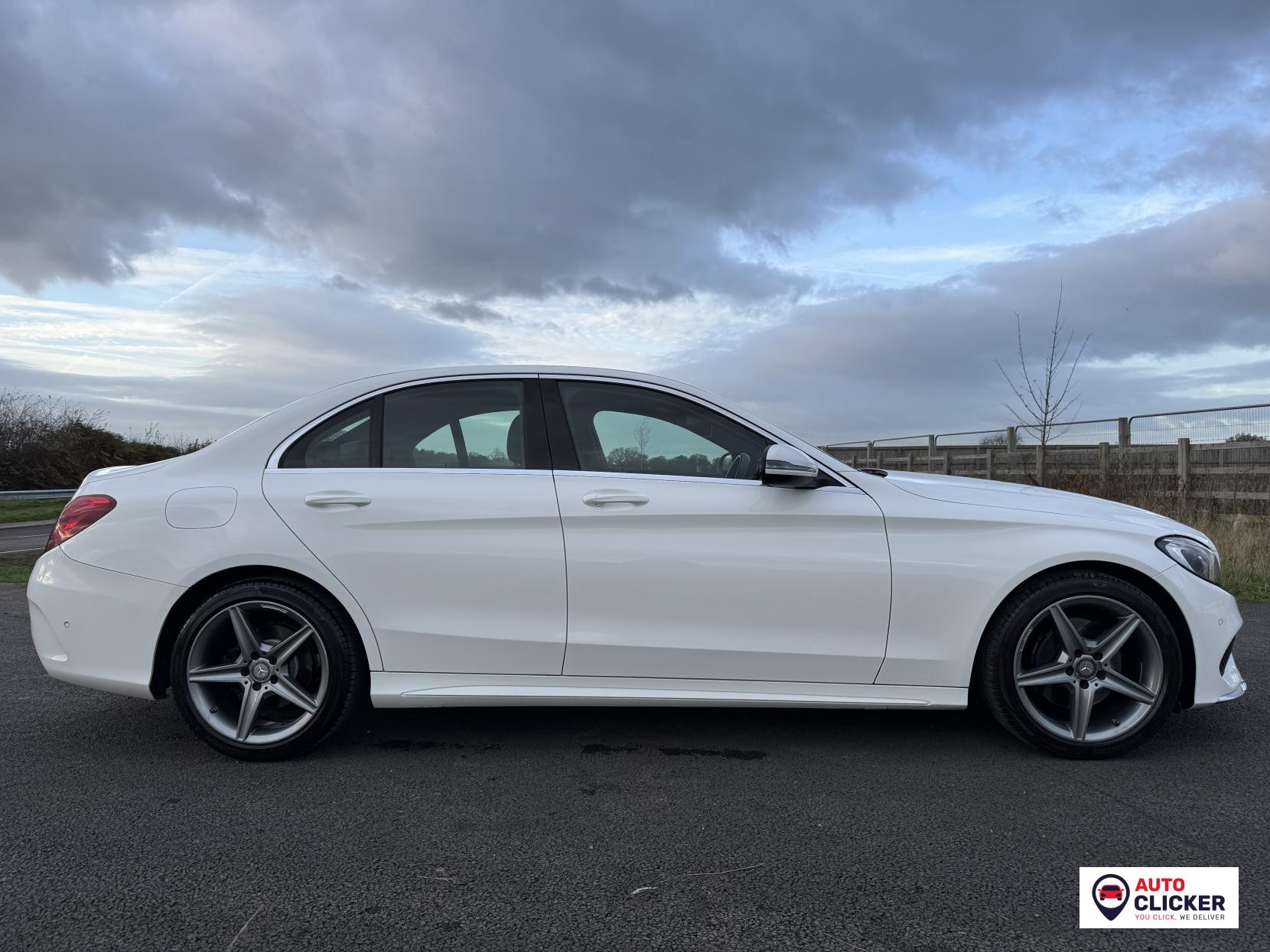 Mercedes-Benz C Class 2.0 C200 AMG Line Saloon 4dr Petrol Manual Euro 6 (s/s) (184 ps)