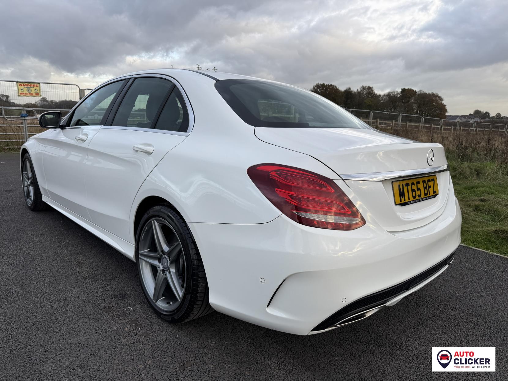 Mercedes-Benz C Class 2.0 C200 AMG Line Saloon 4dr Petrol Manual Euro 6 (s/s) (184 ps)