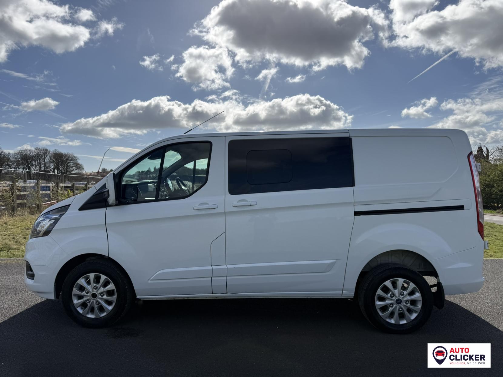 Ford Transit Custom 2.0 300 EcoBlue Limited Crew Van Double Cab 5dr Diesel Manual L1 H1 Euro 6 (s/s) (6 Seat) (130 ps)