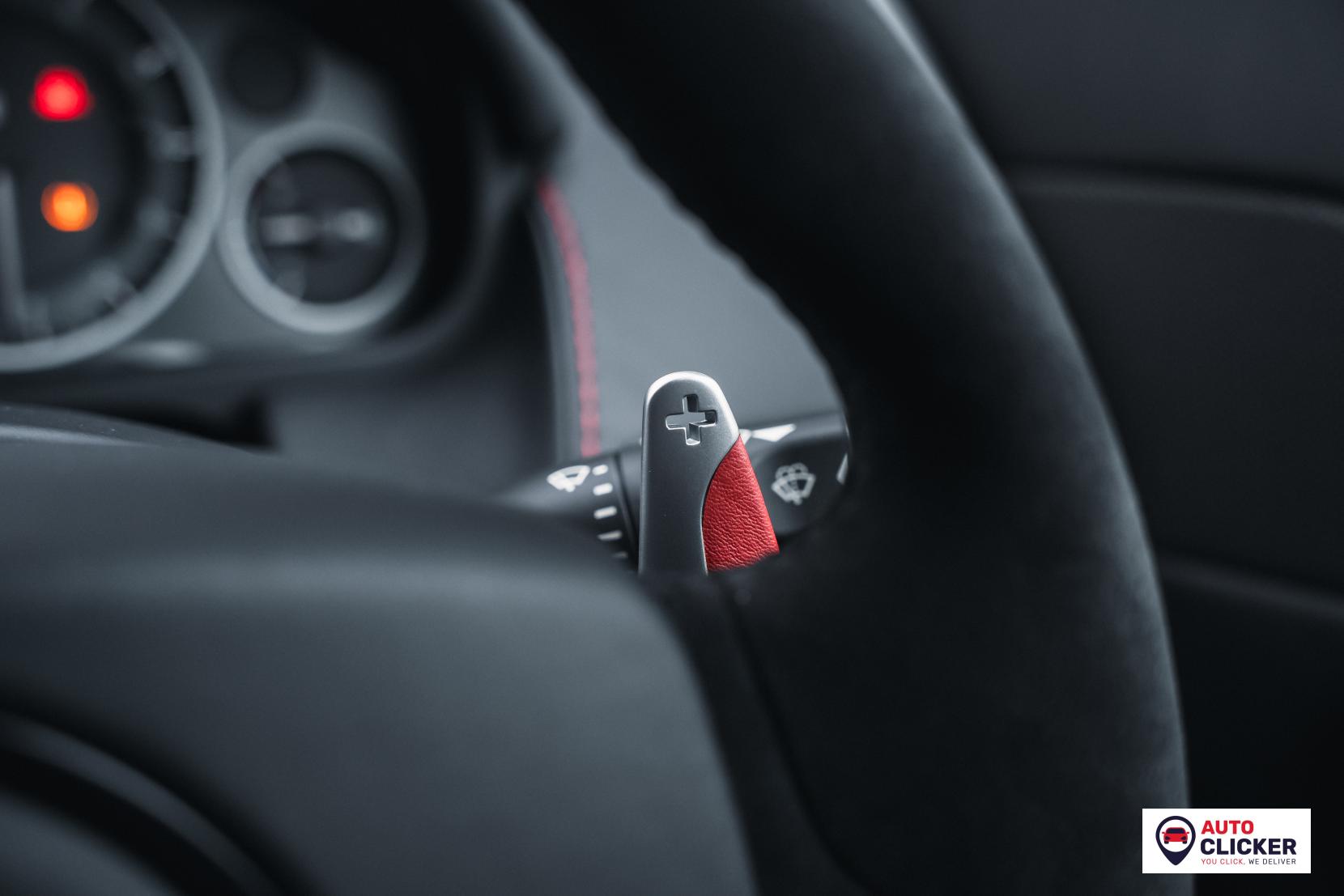 Aston Martin Vantage 6.0 V12 S Coupe 2dr Petrol Sportshift Euro 5 (565 bhp)