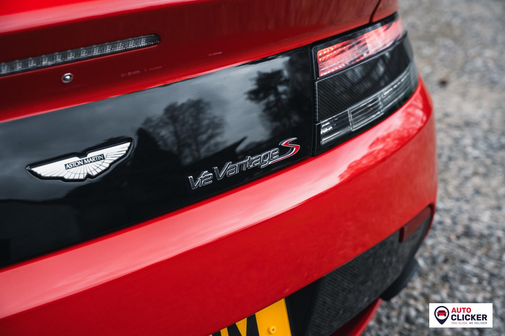 Aston Martin Vantage 6.0 V12 S Coupe 2dr Petrol Sportshift Euro 5 (565 bhp)