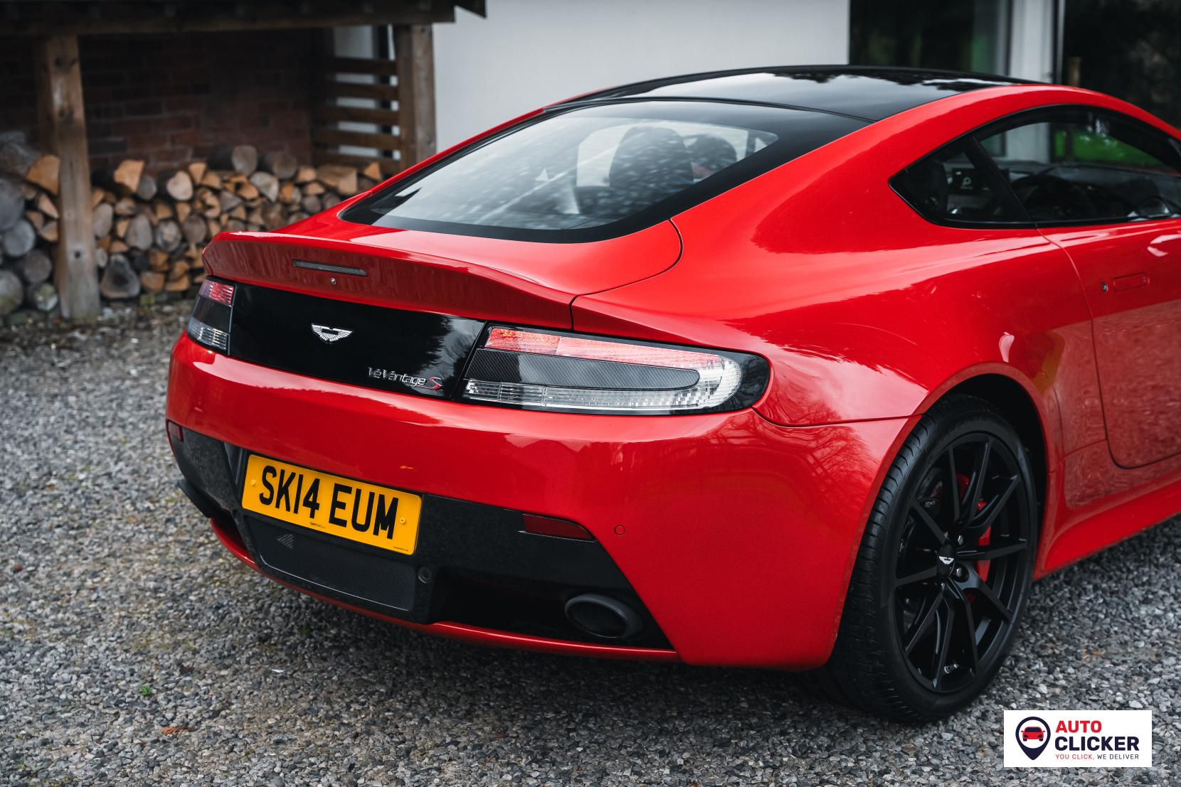 Aston Martin Vantage 6.0 V12 S Coupe 2dr Petrol Sportshift Euro 5 (565 bhp)