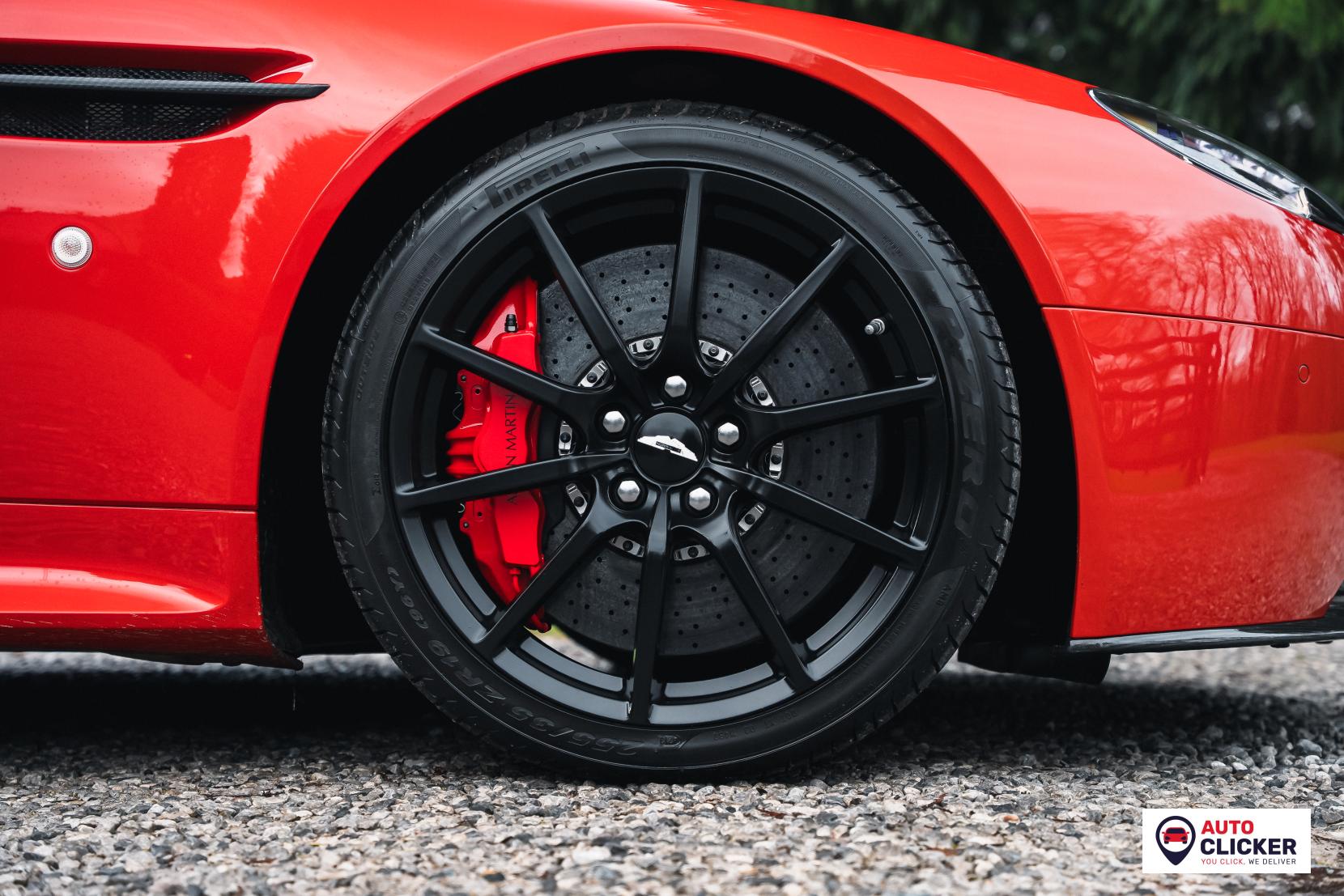 Aston Martin Vantage 6.0 V12 S Coupe 2dr Petrol Sportshift Euro 5 (565 bhp)