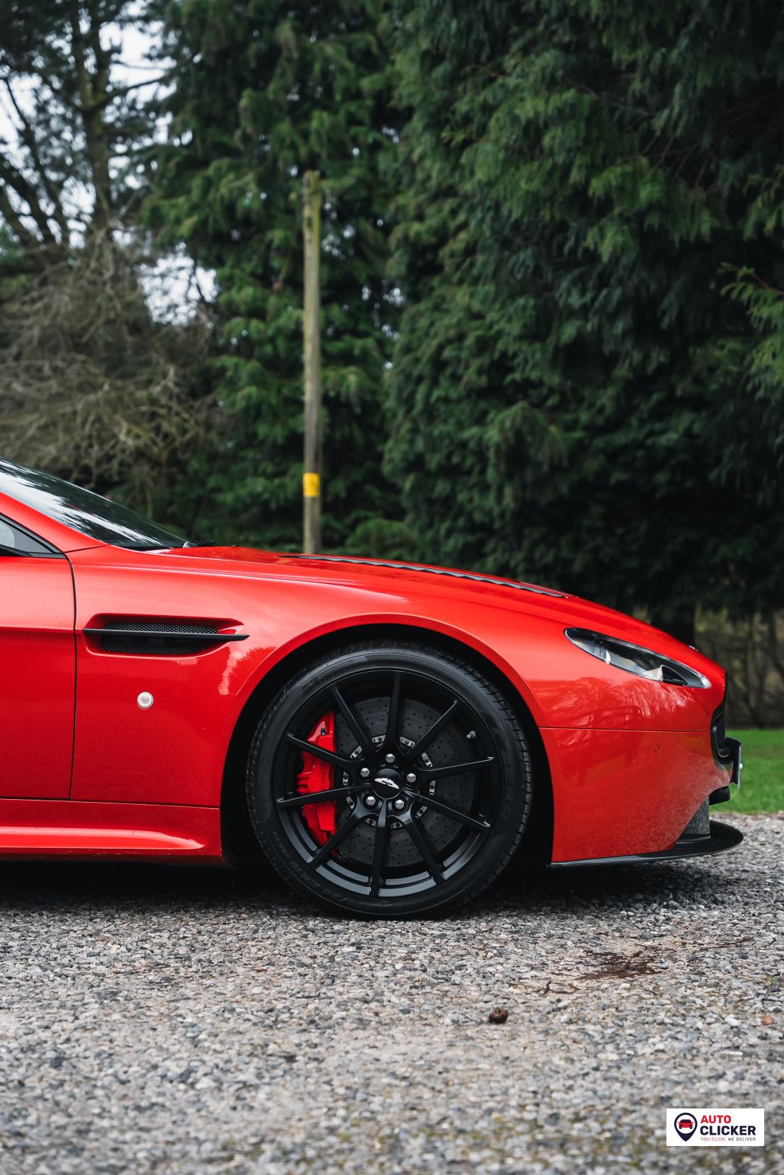 Aston Martin Vantage 6.0 V12 S Coupe 2dr Petrol Sportshift Euro 5 (565 bhp)