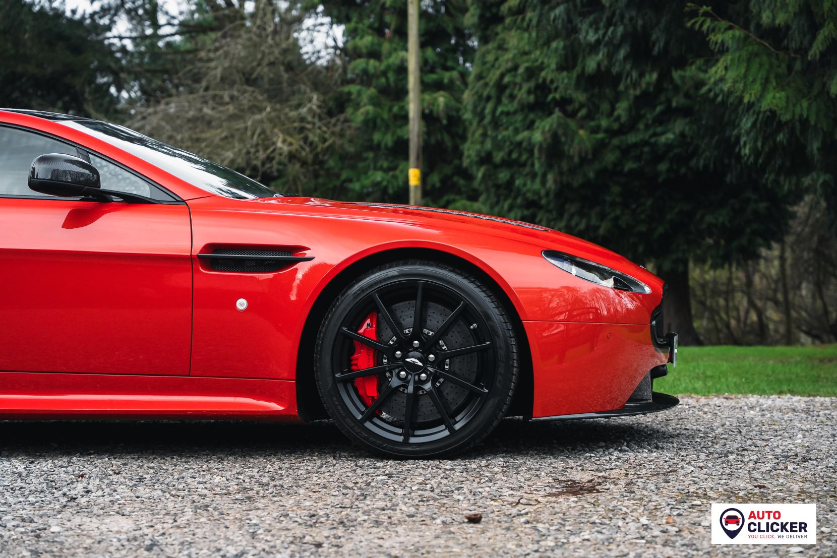 Aston Martin Vantage 6.0 V12 S Coupe 2dr Petrol Sportshift Euro 5 (565 bhp)