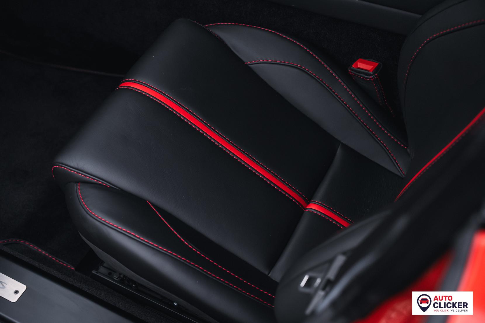 Aston Martin Vantage 6.0 V12 S Coupe 2dr Petrol Sportshift Euro 5 (565 bhp)