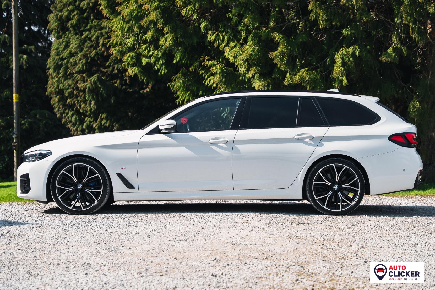 BMW 5 Series 3.0 530d MHT M Sport Touring 5dr Diesel Hybrid Steptronic xDrive Euro 6 (s/s) (286 ps)