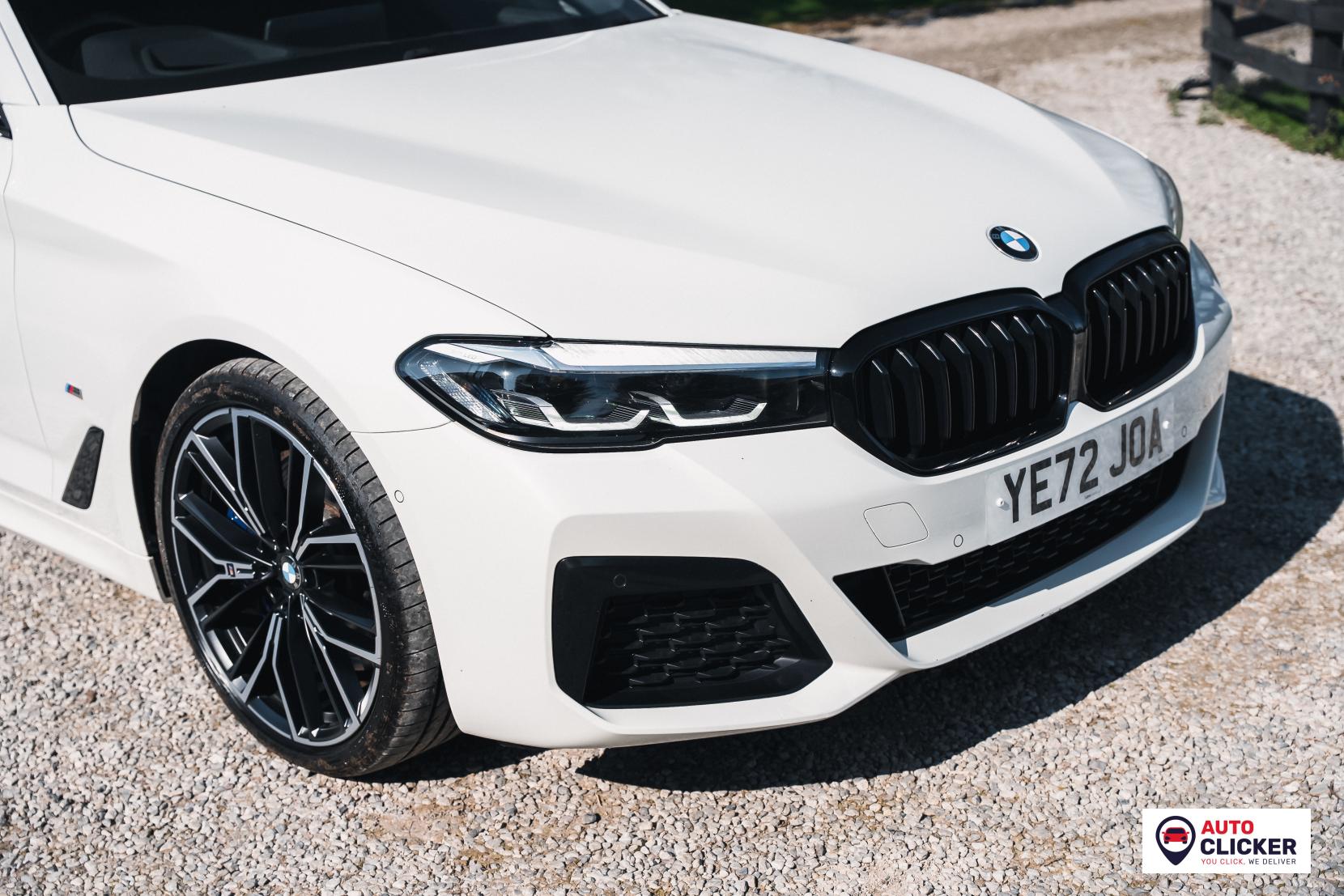 BMW 5 Series 3.0 530d MHT M Sport Touring 5dr Diesel Hybrid Steptronic xDrive Euro 6 (s/s) (286 ps)