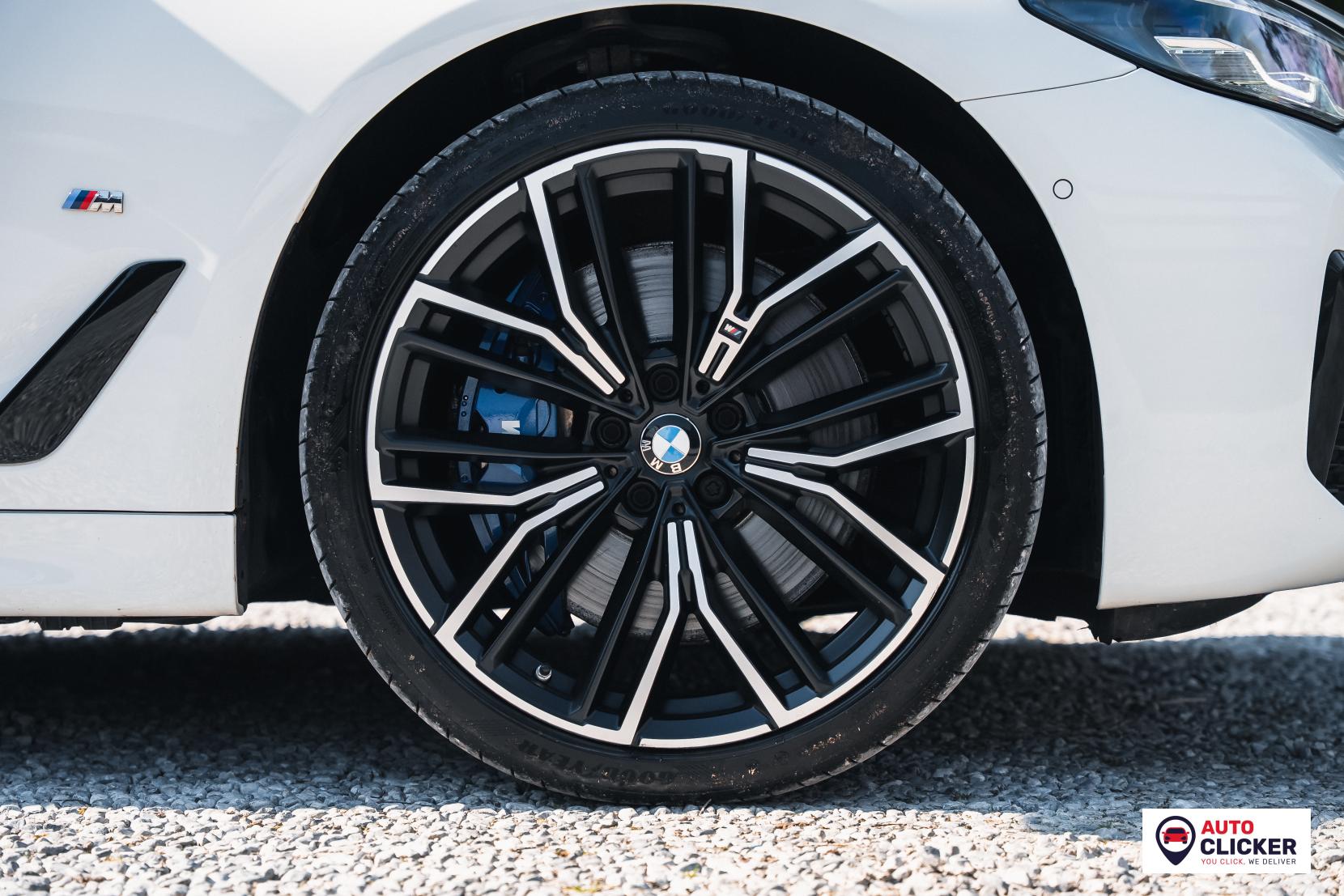 BMW 5 Series 3.0 530d MHT M Sport Touring 5dr Diesel Hybrid Steptronic xDrive Euro 6 (s/s) (286 ps)