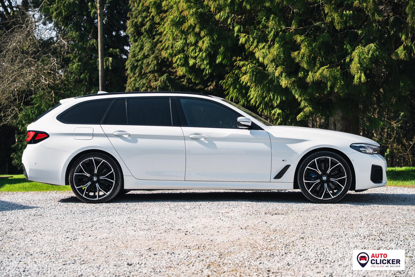 BMW 5 Series 3.0 530d MHT M Sport Touring 5dr Diesel Hybrid Steptronic xDrive Euro 6 (s/s) (286 ps)