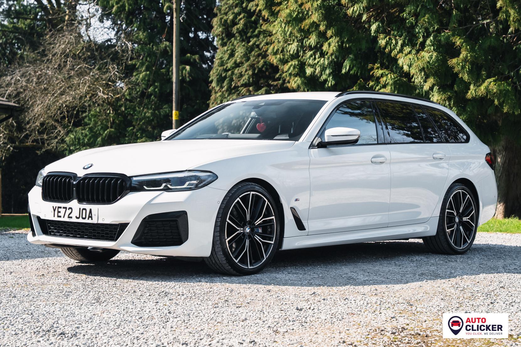 BMW 5 Series 3.0 530d MHT M Sport Touring 5dr Diesel Hybrid Steptronic xDrive Euro 6 (s/s) (286 ps)