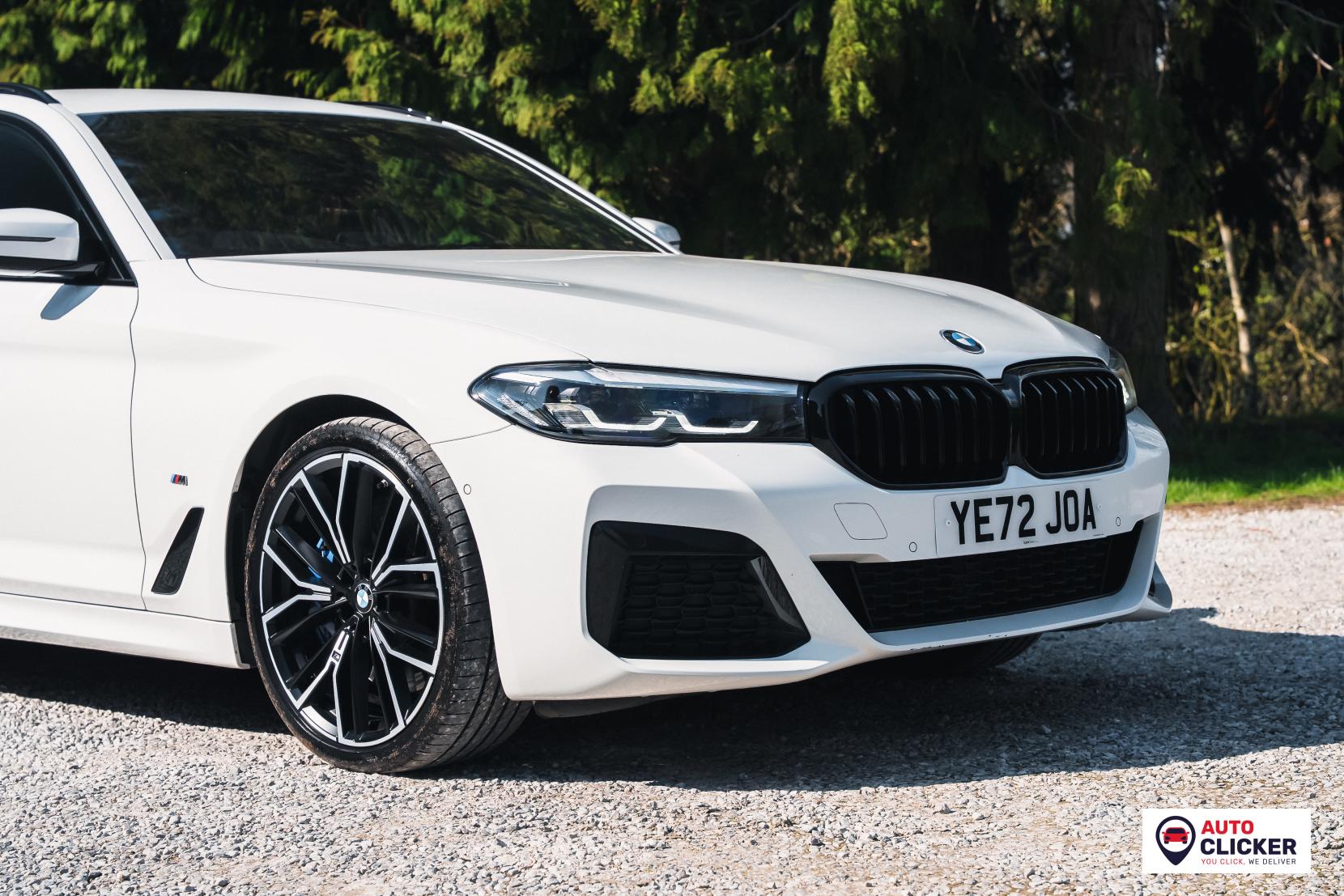 BMW 5 Series 3.0 530d MHT M Sport Touring 5dr Diesel Hybrid Steptronic xDrive Euro 6 (s/s) (286 ps)