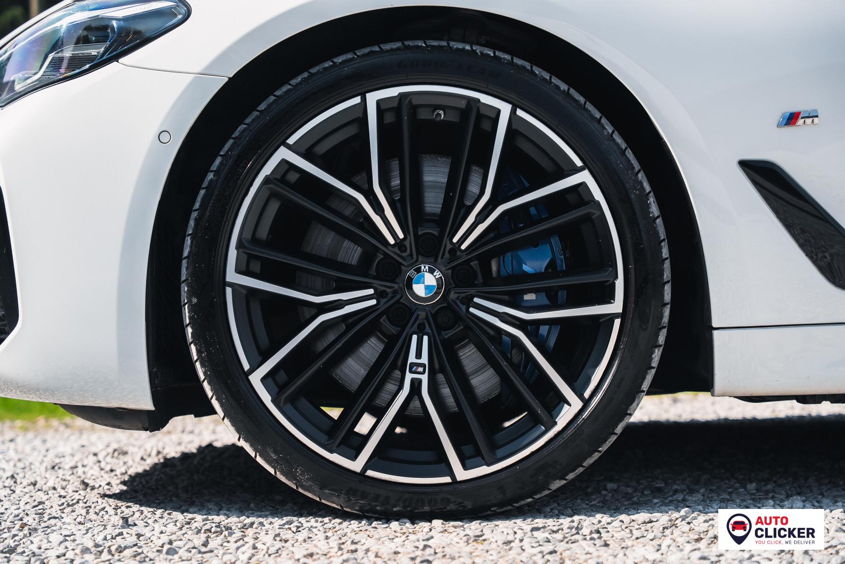 BMW 5 Series 3.0 530d MHT M Sport Touring 5dr Diesel Hybrid Steptronic xDrive Euro 6 (s/s) (286 ps)