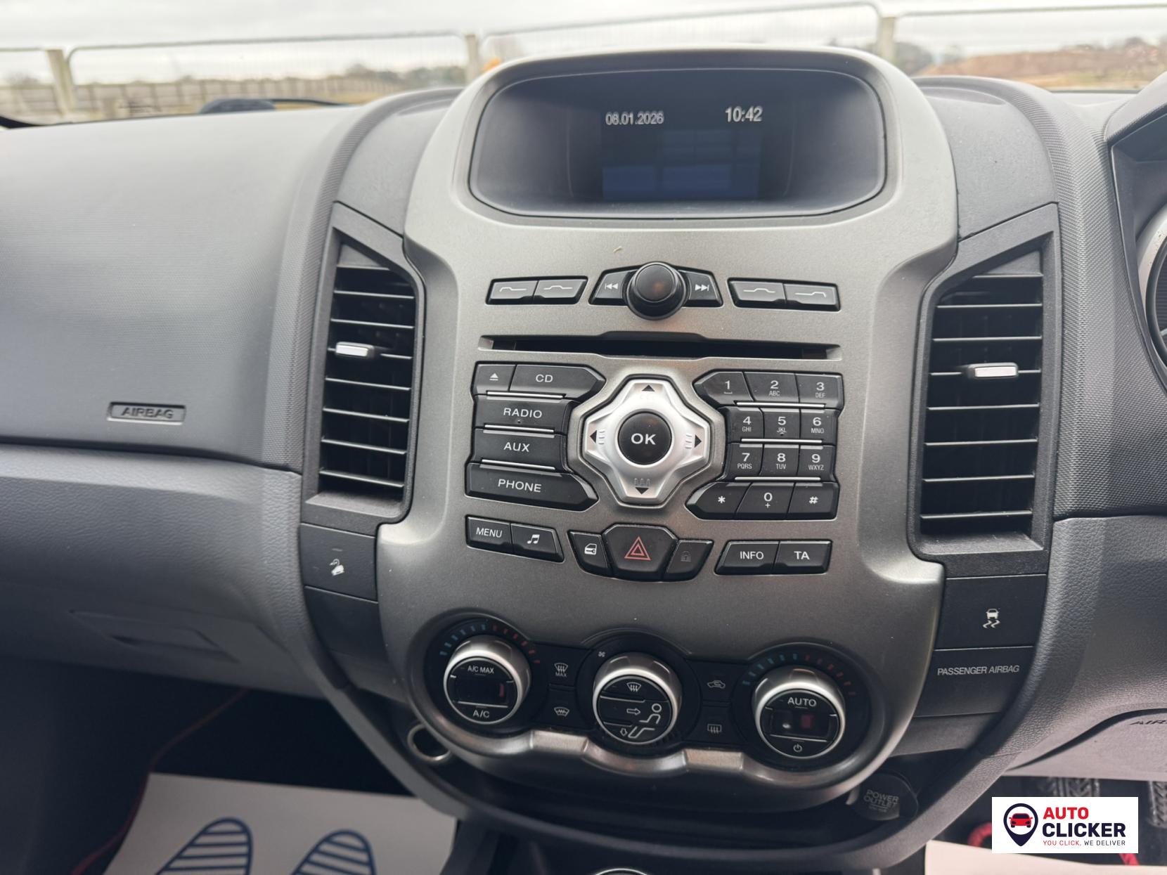 Ford Ranger 2.2 TDCi Limited Super Pickup Extended Cab 4dr Diesel Manual 4WD Euro 5 (150 ps)