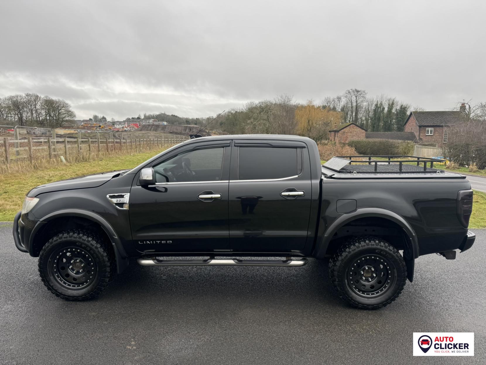 Ford Ranger 2.2 TDCi Limited Super Pickup Extended Cab 4dr Diesel Manual 4WD Euro 5 (150 ps)