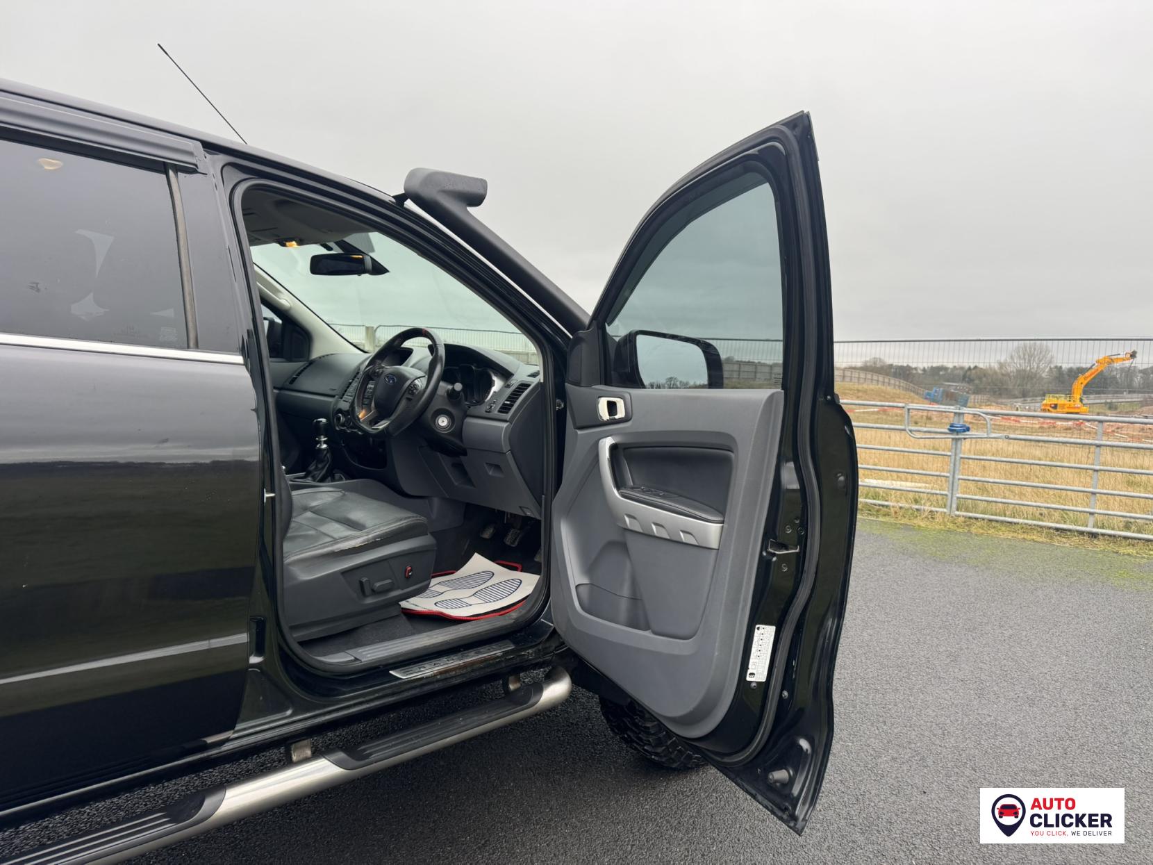 Ford Ranger 2.2 TDCi Limited Super Pickup Extended Cab 4dr Diesel Manual 4WD Euro 5 (150 ps)