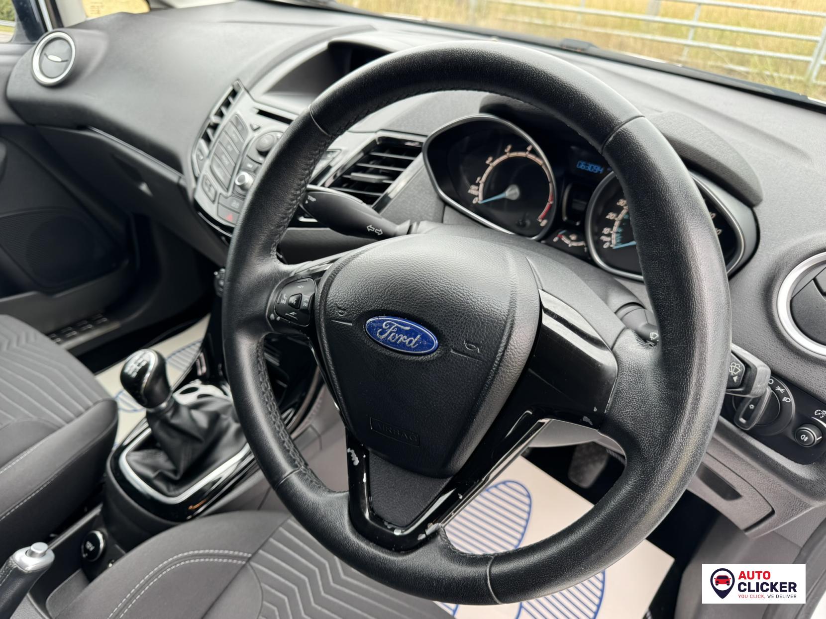 Ford Fiesta 1.25 Zetec Hatchback 5dr Petrol Manual Euro 5 (82 ps)