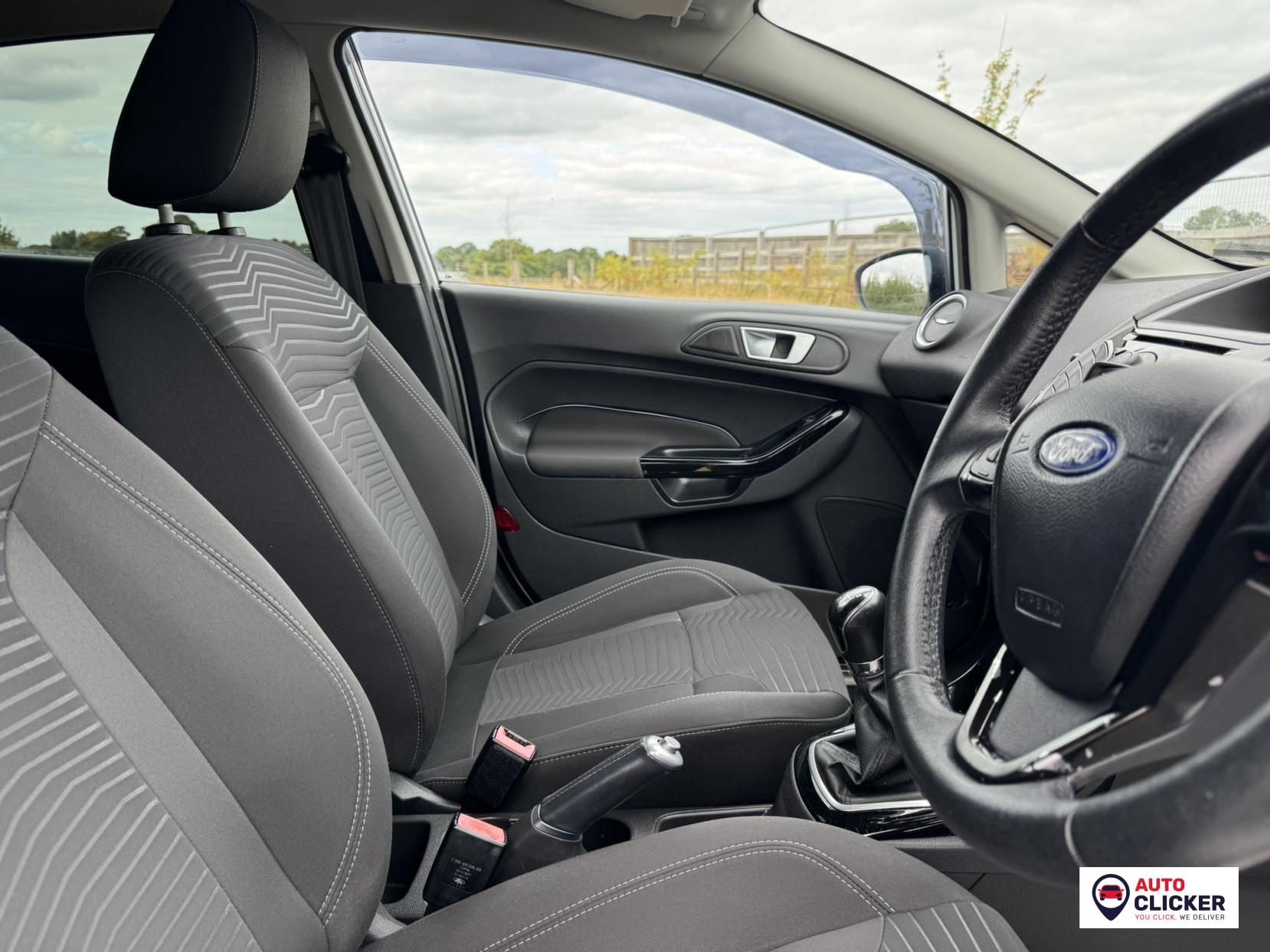 Ford Fiesta 1.25 Zetec Hatchback 5dr Petrol Manual Euro 5 (82 ps)